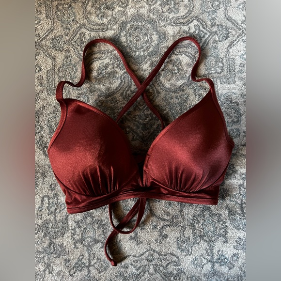 Shade and Shore Bikini Top - Picture 2 of 4